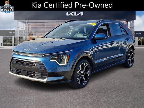 Mineral Blue 2023 Kia Niro Touring