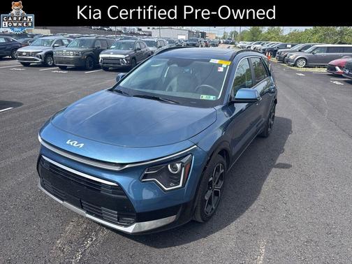 Mineral Blue 2023 Kia Niro Touring