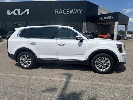 2022 Kia Telluride LX