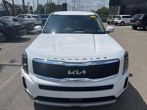 2022 Kia Telluride LX