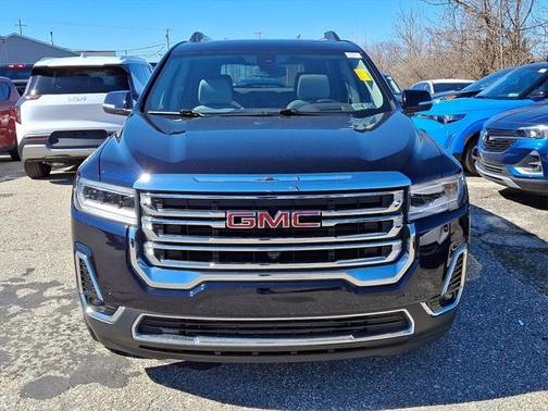 2022 GMC Acadia AWD SLT