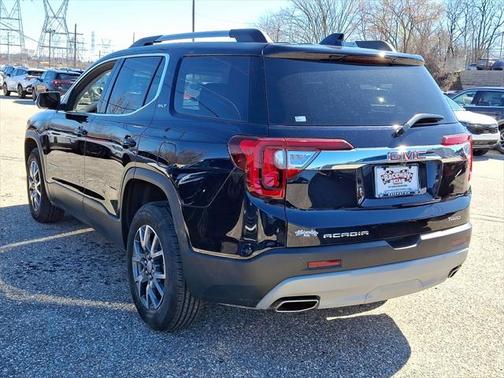 2022 GMC Acadia AWD SLT