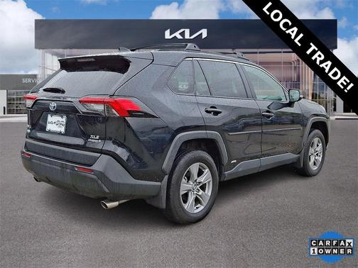 2023 Toyota RAV4 Hybrid XLE