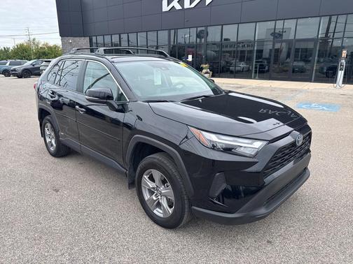 2023 Toyota RAV4 Hybrid XLE