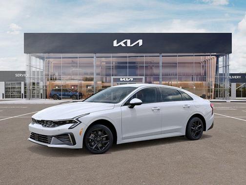 2026 Kia K5 LXS FWD