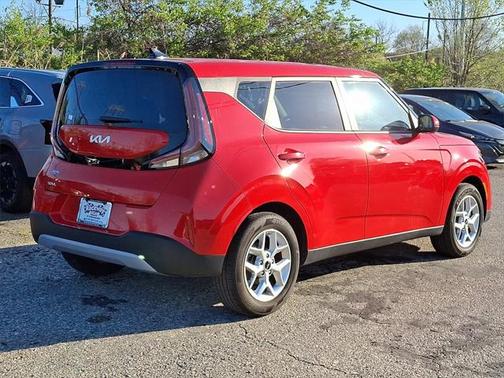 2023 Kia Soul LX