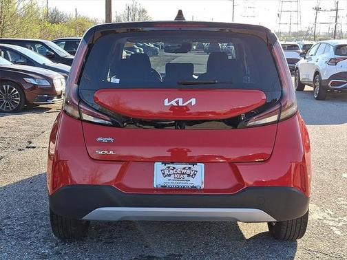 2023 Kia Soul LX