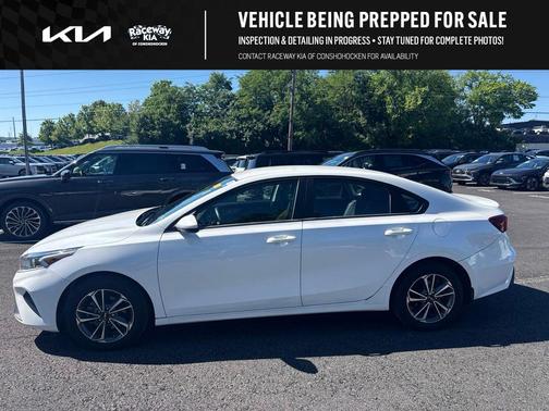 Snow White Pearl 2024 Kia Forte LXS