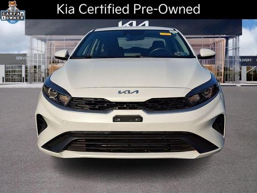 Snow White Pearl 2024 Kia Forte LXS