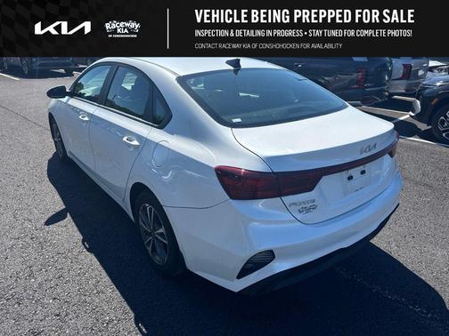 Snow White Pearl 2024 Kia Forte LXS