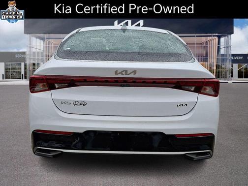Glacial White Pearl 2023 Kia K5 LXS