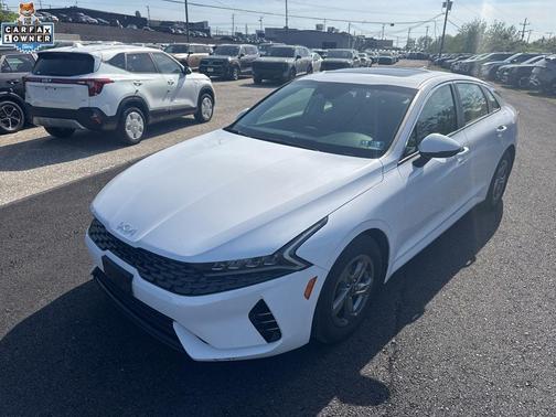 Glacial White Pearl 2023 Kia K5 LXS