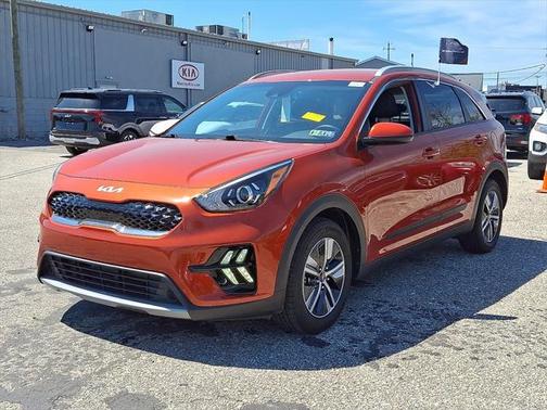 2022 Kia Niro LXS