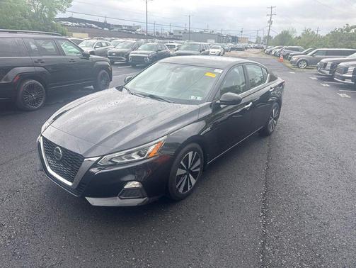 Super Black Clearcoat 2021 Nissan Altima 2.5 SV