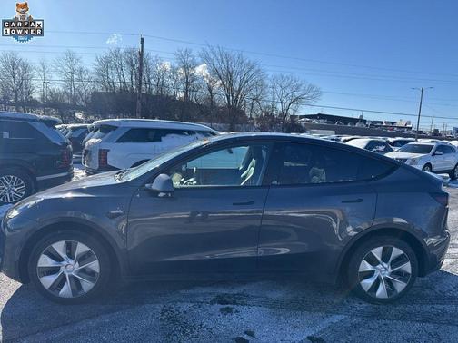 2022 Tesla Model Y Long Range Dual Motor All-Wheel Drive