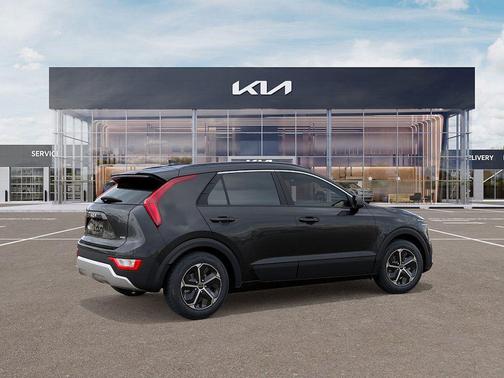 Interstellar Gray 2026 Kia Niro LX