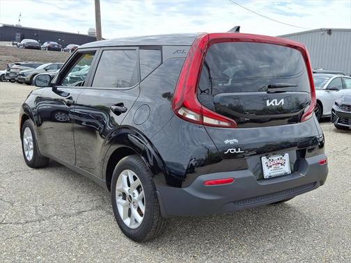 2022 Kia Soul LX