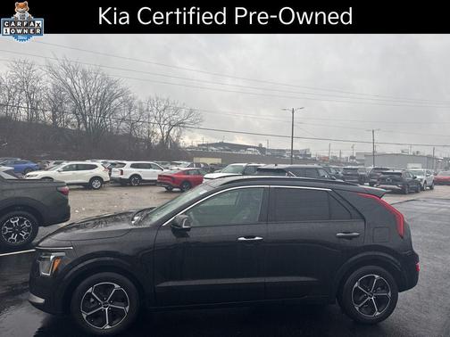 2023 Kia Niro SX