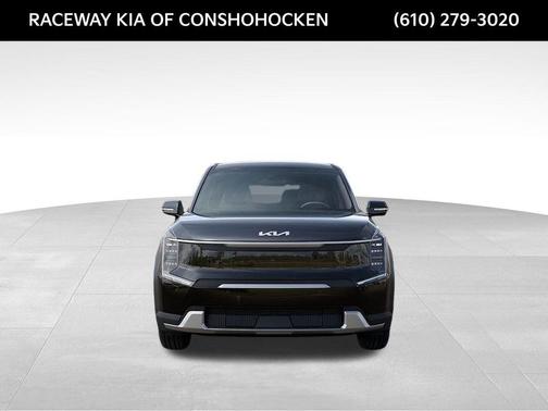 2026 Kia EV9 Light Short Range