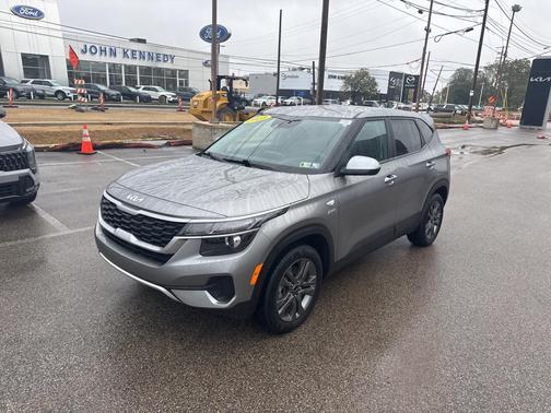 2023 Kia Seltos LX