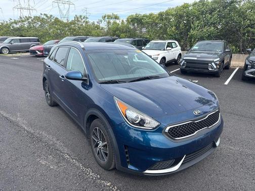 Deep Cerulean 2018 Kia Niro LX
