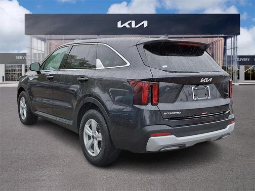 2025 Kia Sorento LX