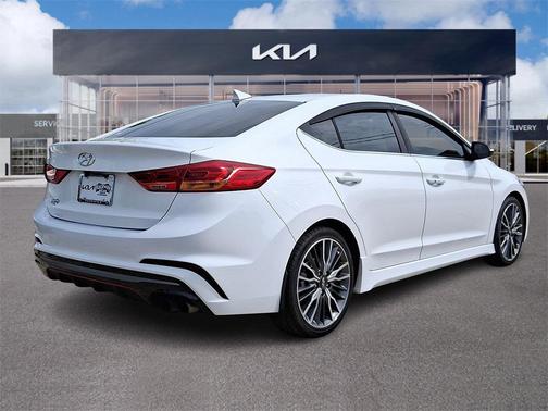 2018 Hyundai ELANTRA Sport