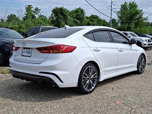 2018 Hyundai ELANTRA Sport