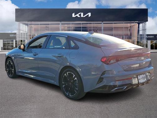 2024 Kia K5 GT-Line