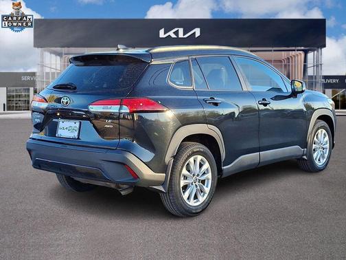 2022 Toyota Corolla Cross LE