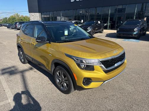 2022 Kia Seltos S