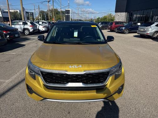 2022 Kia Seltos S