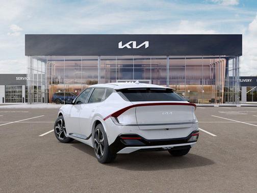 Snow White Pearl 2024 Kia EV6 GT-Line