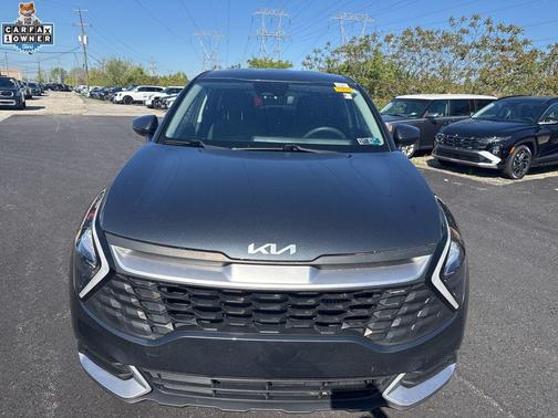 Gravity Gray 2023 Kia Sportage Hybrid LX