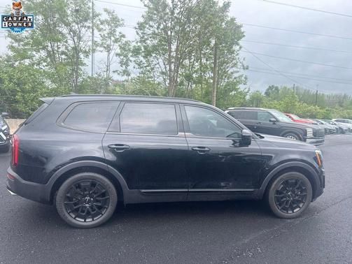 Ebony Black 2022 Kia Telluride SX