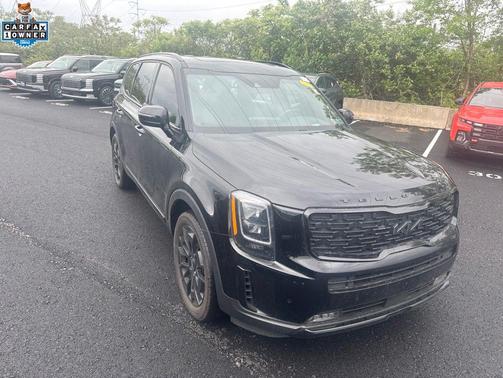 Ebony Black 2022 Kia Telluride SX