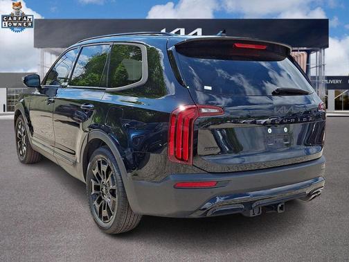 Ebony Black 2022 Kia Telluride SX