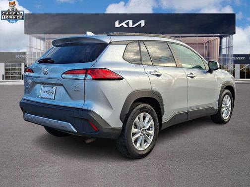 2023 Toyota Corolla Cross LE