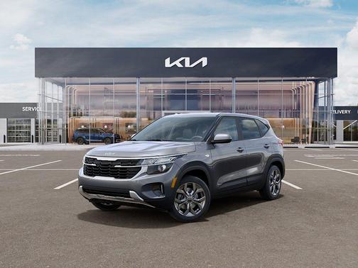 Steel Gray 2026 Kia Seltos LX