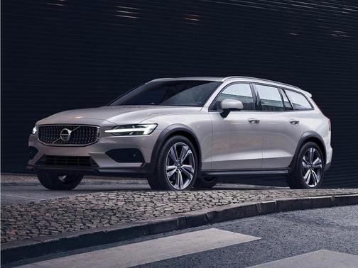 Gray Metallic 2021 Volvo V60 Cross Country T5