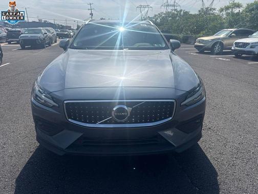 Gray Metallic 2021 Volvo V60 Cross Country T5