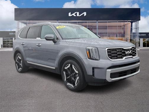 2023 Kia Telluride S