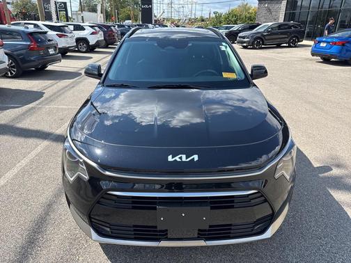 2023 Kia Niro Touring