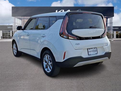 2023 Kia Soul LX