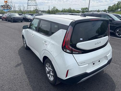 Snow White Pearl 2023 Kia Soul S