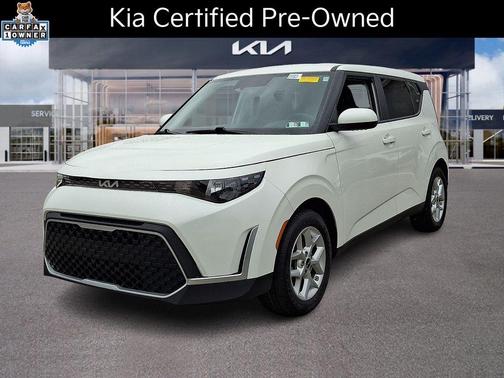 Snow White Pearl 2023 Kia Soul S