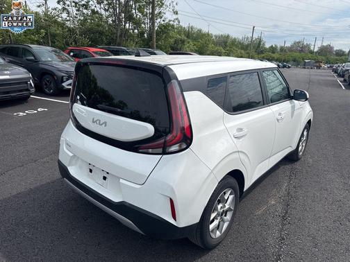 Snow White Pearl 2023 Kia Soul S