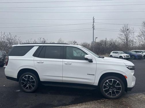 2022 Chevrolet Tahoe 4WD RST