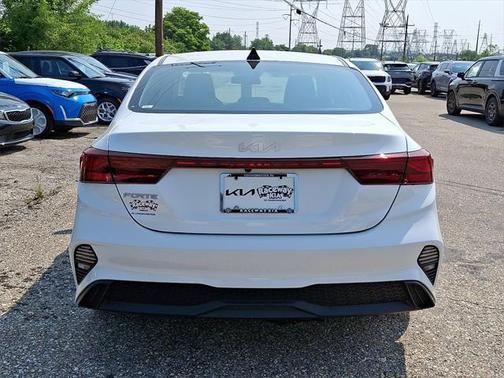 2022 Kia Forte LXS