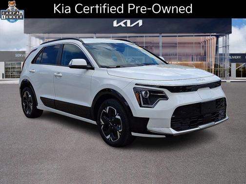 Snow White Pearl 2023 Kia Niro EV Wind